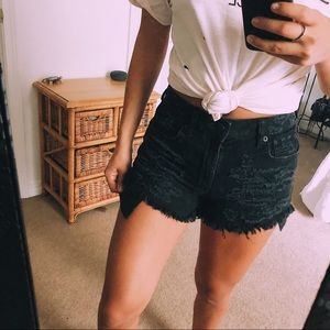 VINTAGE FESTIVAL HIGH RISE SHORTS | AEO